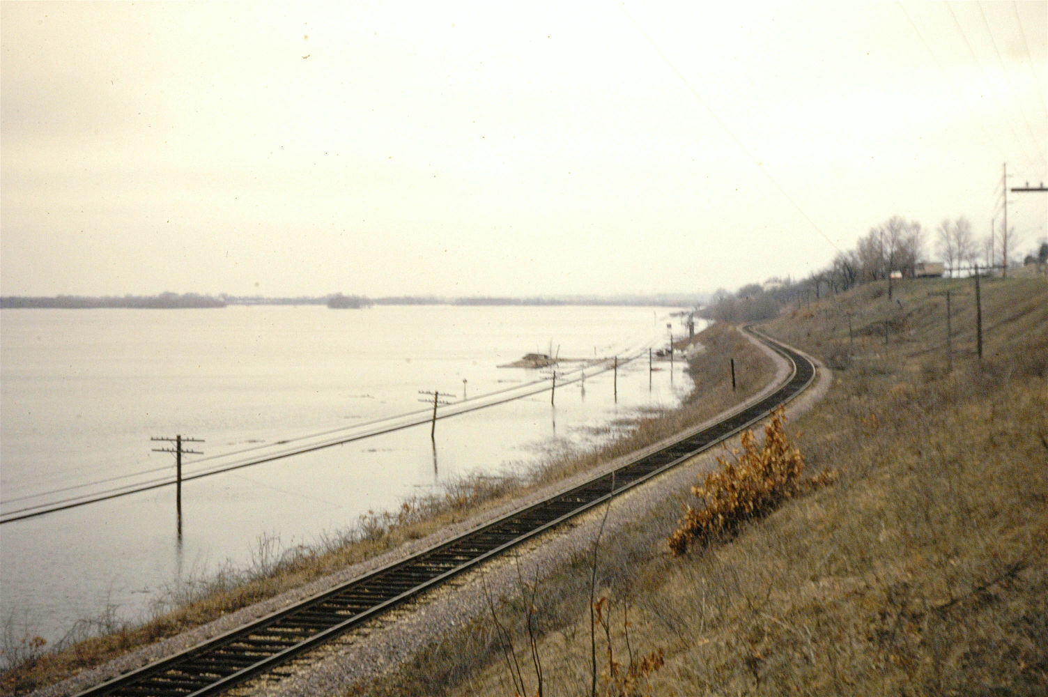 From Tribune files: Photos from the Great Flood of 1965